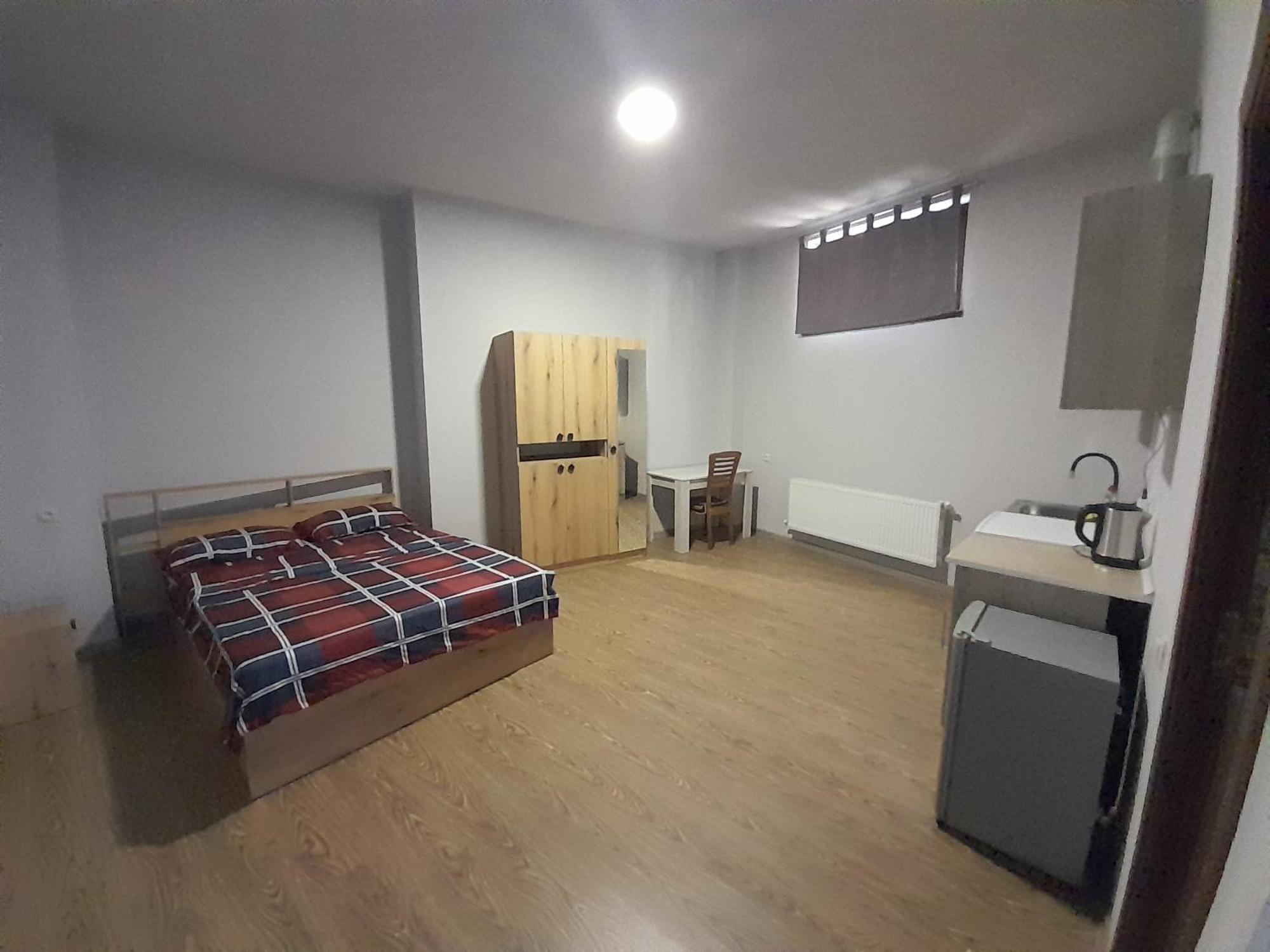 Art Guest House In Kaskad 耶烈万 客房 照片