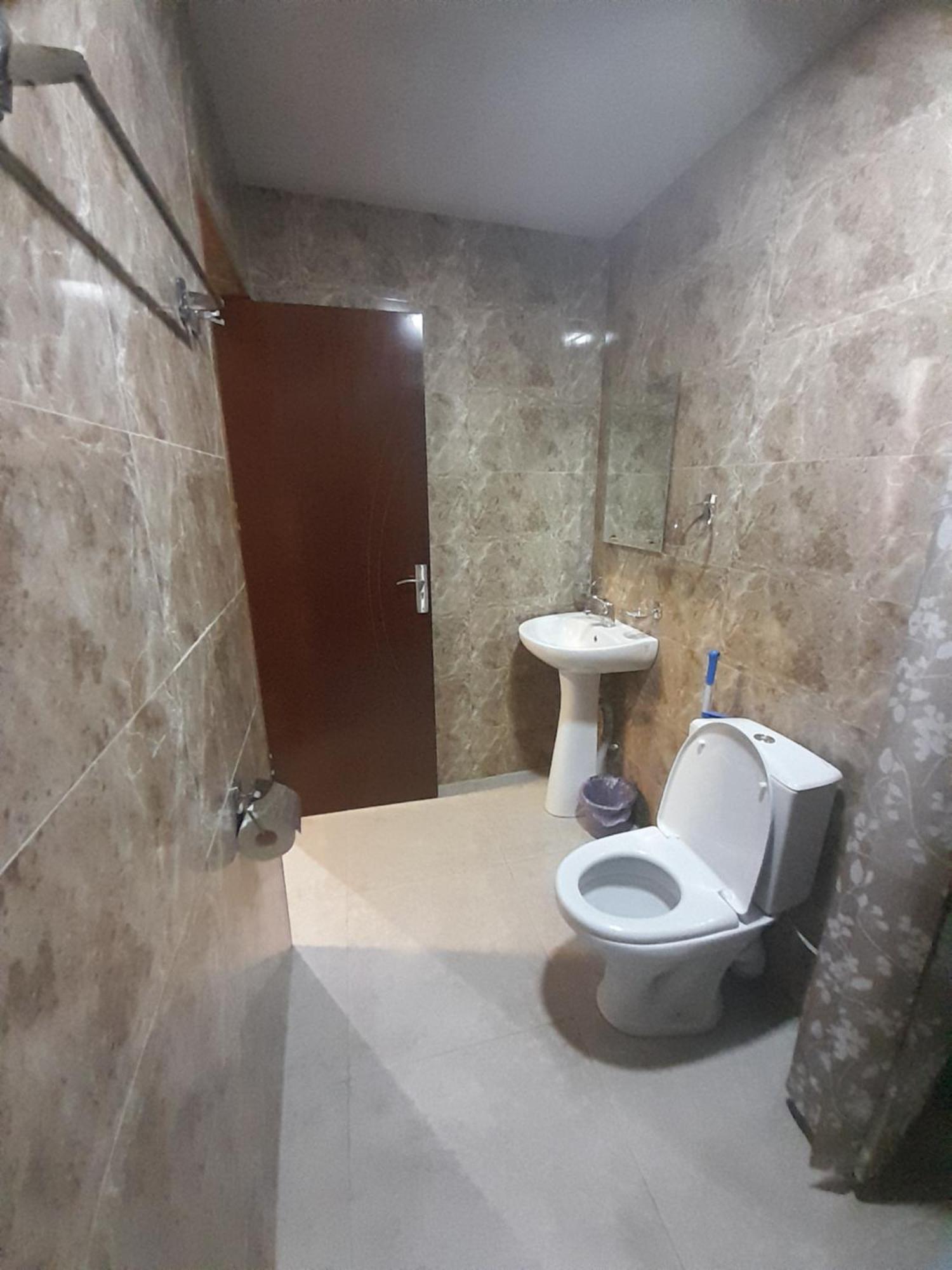 Art Guest House In Kaskad 耶烈万 外观 照片
