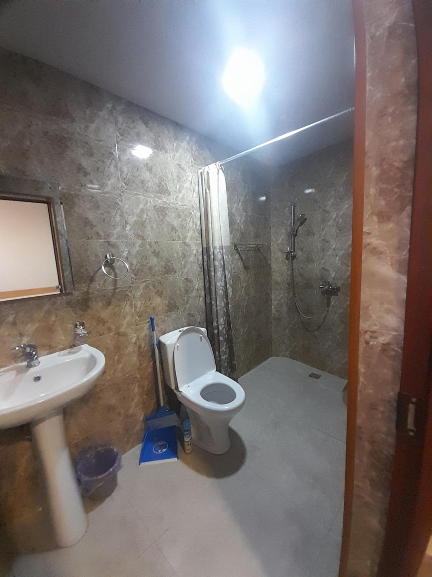 Art Guest House In Kaskad 耶烈万 外观 照片